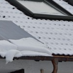 Wetterextreme auf dem Dach: Wie damit richtig umgehen?